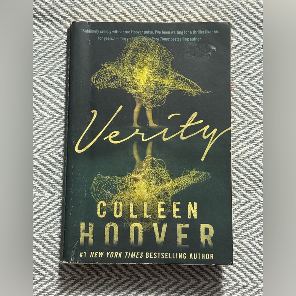 Colleen Hoover 'Verity' paperback Book